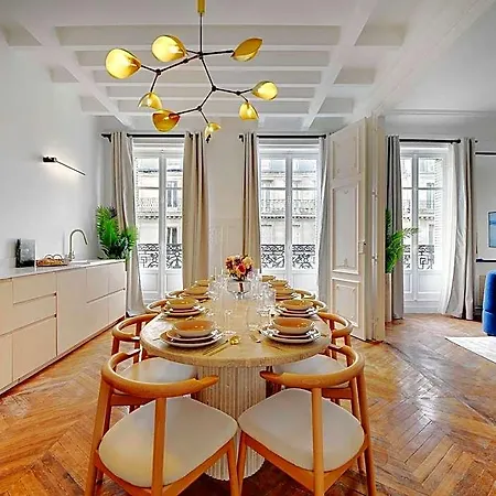 Magnificent - 4br10p - Palais-royal Paris